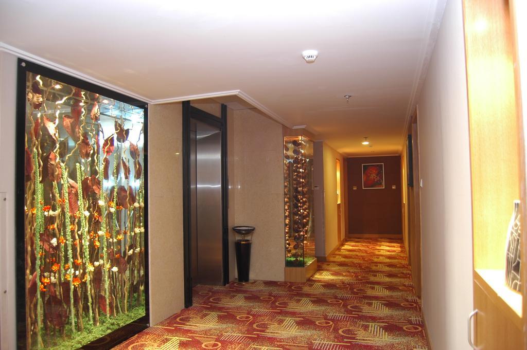 Yiwu Kasion Pushang Hotel Extérieur photo