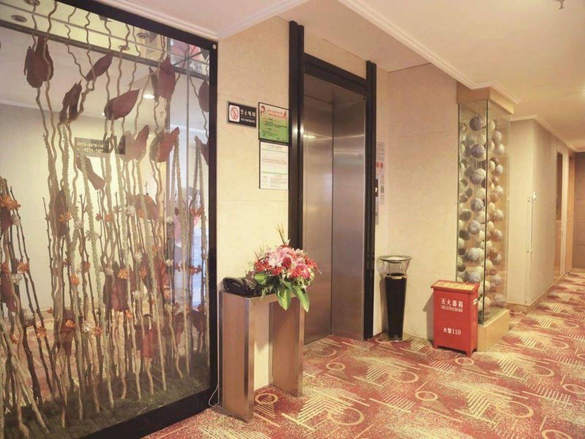 Yiwu Kasion Pushang Hotel Extérieur photo